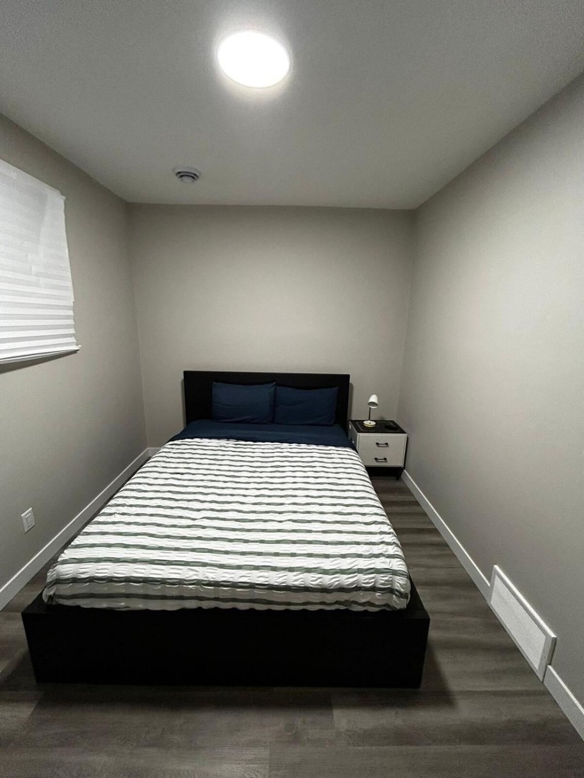 Entire 2 Ensuite Bedrooms In A Basement