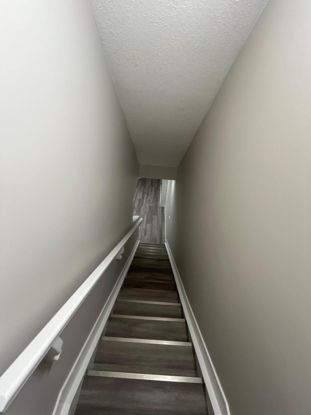Apartment Entire 2 Ensuite Bedrooms In A Basement